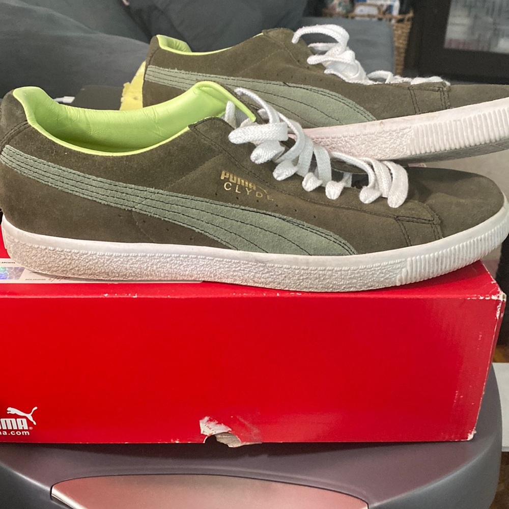 The Clyde - Puma - Suede Size 13
